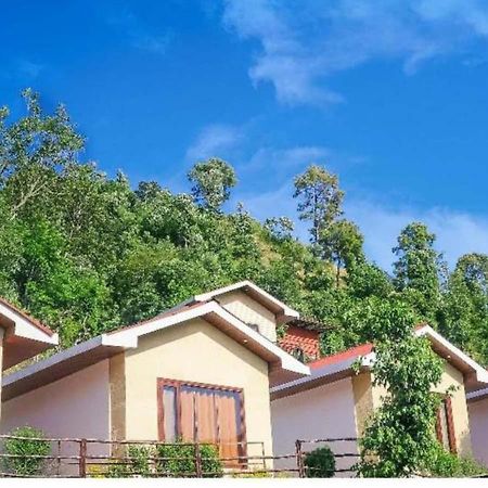 Skywood Resort Shoghi Shogi Dış mekan fotoğraf