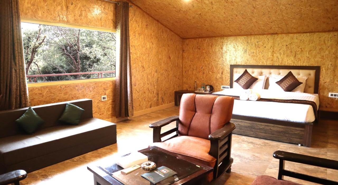 Skywood Resort Shoghi Shogi Dış mekan fotoğraf