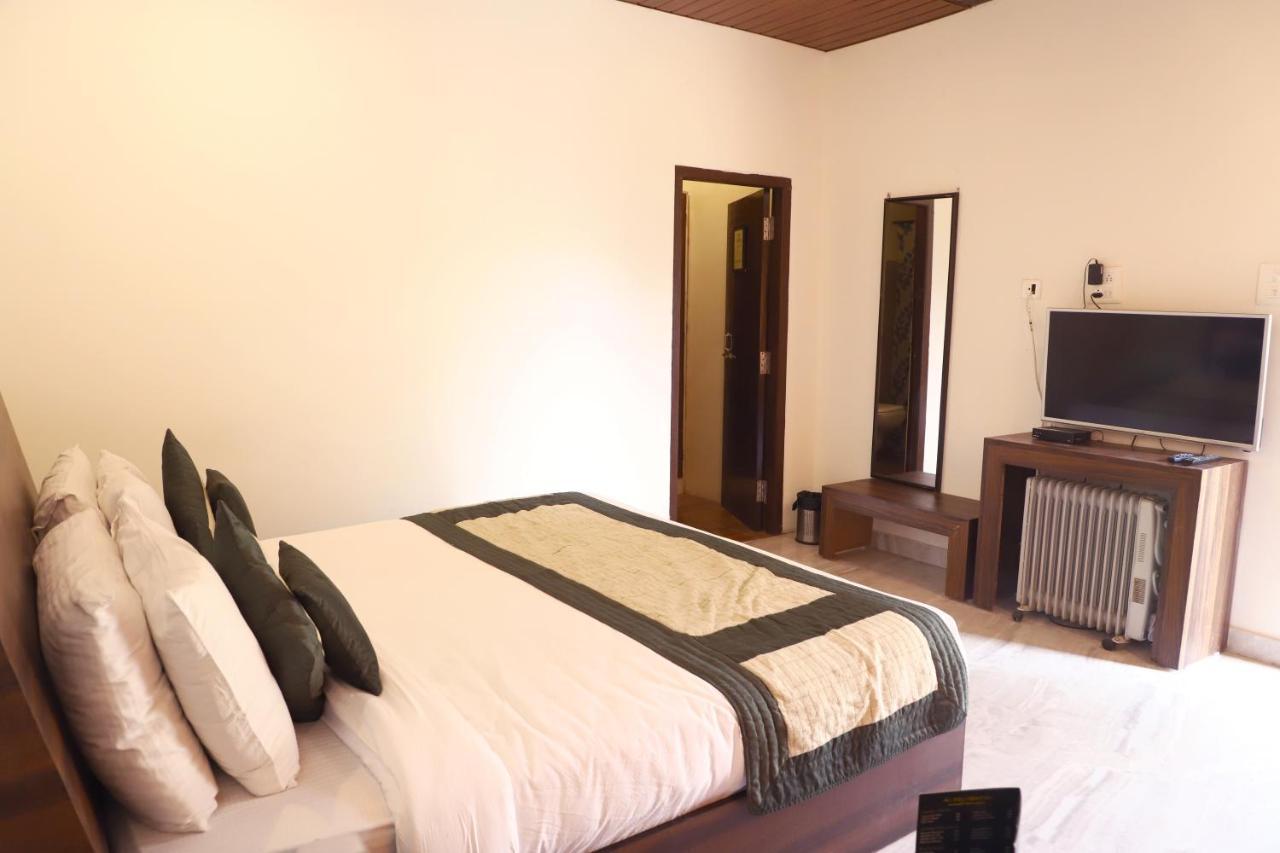 Skywood Resort Shoghi Shogi Dış mekan fotoğraf