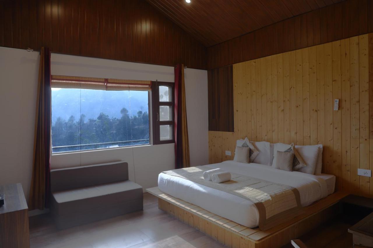 Skywood Resort Shoghi Shogi Dış mekan fotoğraf