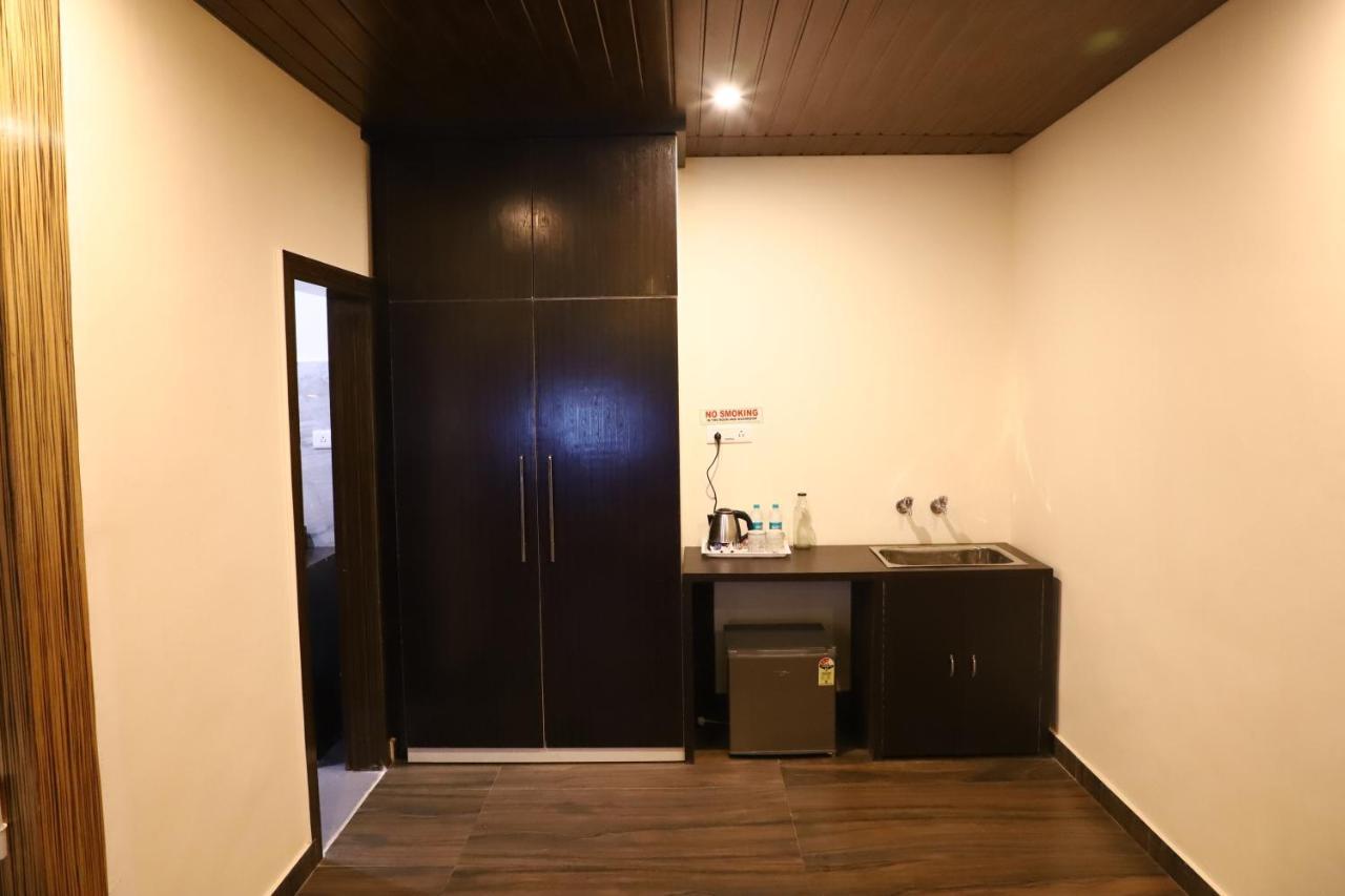 Skywood Resort Shoghi Shogi Dış mekan fotoğraf