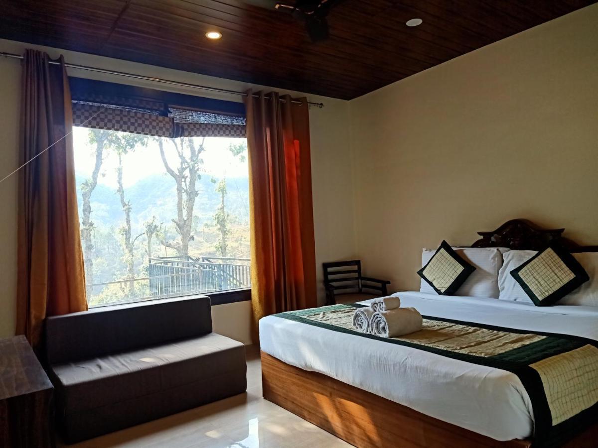 Skywood Resort Shoghi Shogi Dış mekan fotoğraf