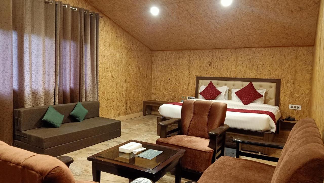 Skywood Resort Shoghi Shogi Dış mekan fotoğraf